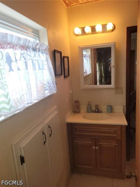 1104 Gulf St, Moore Haven FL - photo 10 of 26