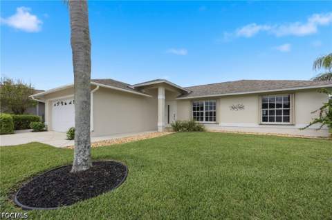 1529 Junior Ct, Lehigh Acres FL - photo 23 of 37
