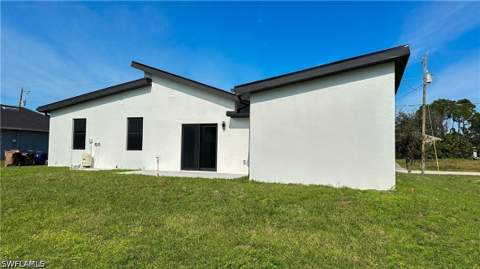 714 Chambers St E, Lehigh Acres FL - photo 15 of 15