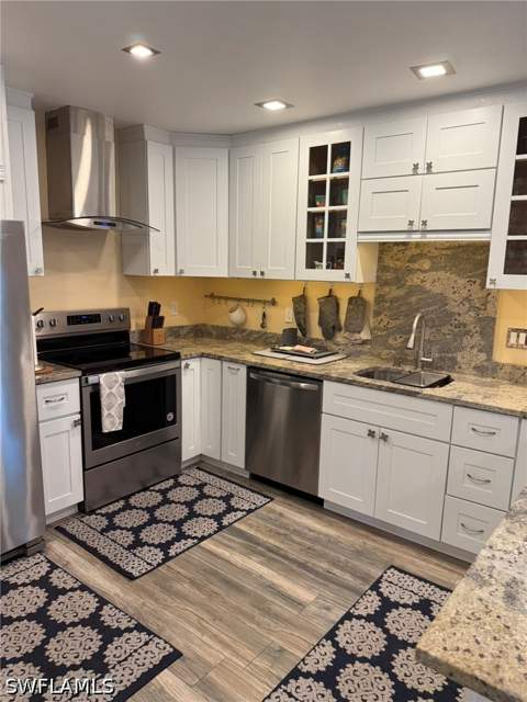 9968 Ortega Ln, Bonita Springs FL - photo 18 of 39