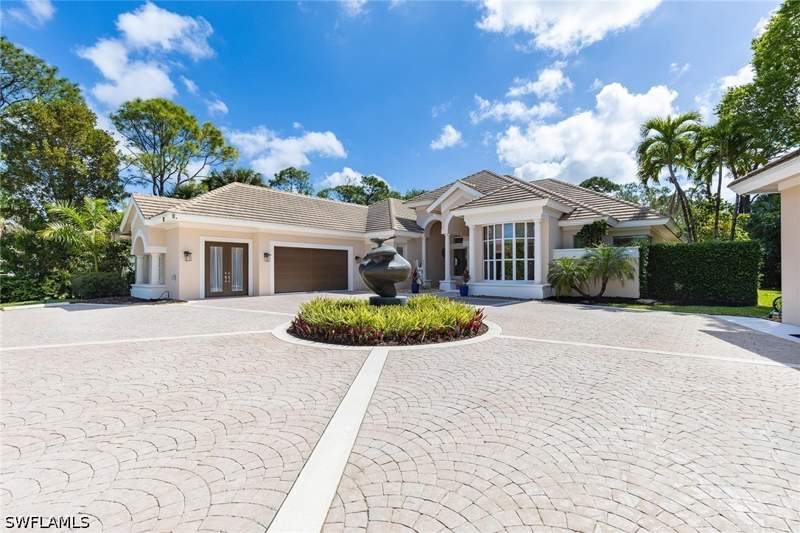 3 bedroom SingleFamilyResidence at 6656 Trail Blvd, Pine Ridge, Naples — photo 3