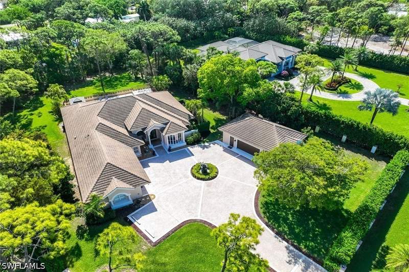 3 bedroom SingleFamilyResidence at 6656 Trail Blvd, Pine Ridge, Naples — photo 4