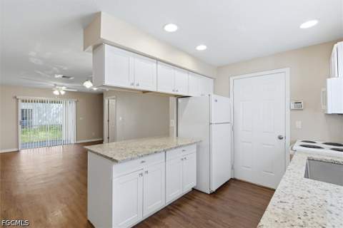 5257 Leeds Rd, Fort Myers FL - photo 11 of 30
