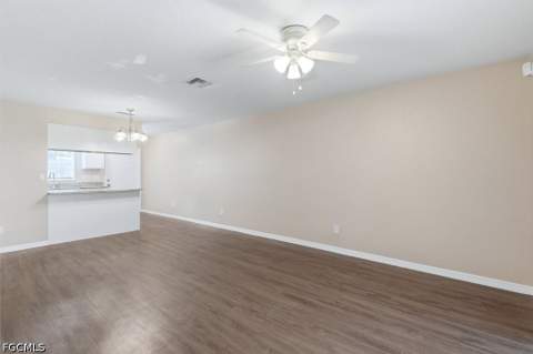 5257 Leeds Rd, Fort Myers FL - photo 7 of 30