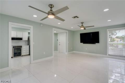 4100 Lakewood Blvd F30, Naples FL - photo 11 of 20