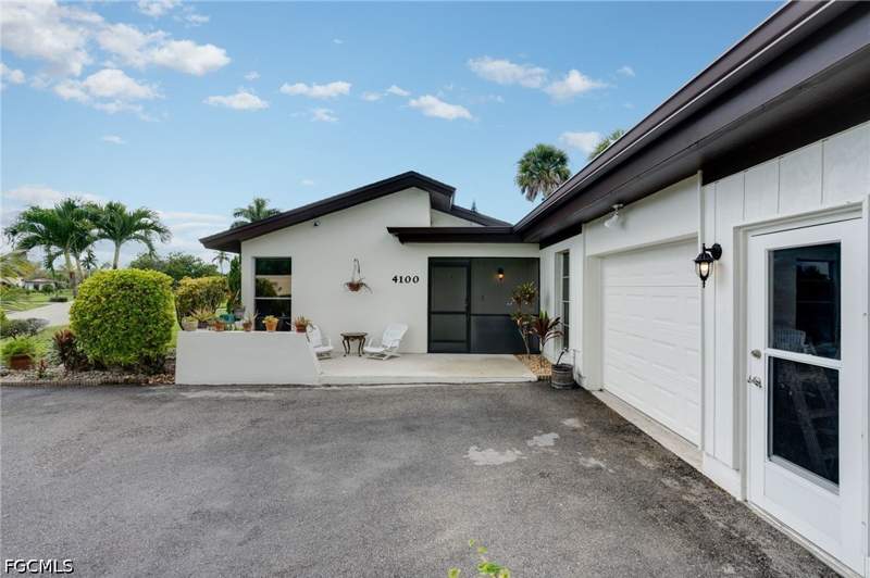 2 bedroom Attached at 4100 Lakewood Blvd F30, Lakewood Villas, Naples — photo 3