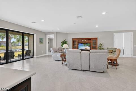 11279 Thurston Chase, Fort Myers FL - photo 9 of 44