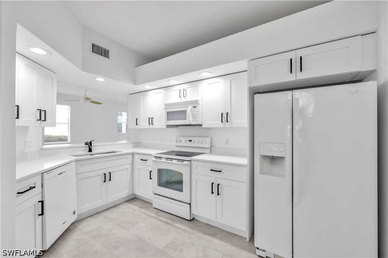3 bedroom Condominium at 365 Stella Maris Dr N 2901, Villages Of Stella Maris, Naples — photo 1