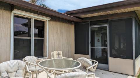 104 Fleur De Lis Ln, Naples FL - photo 10 of 19
