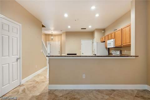 15715 Marcello Cir, Naples FL - photo 11 of 46