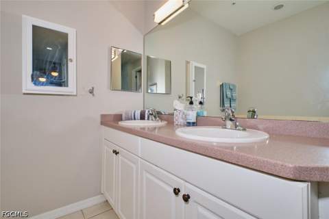 15256 Riverbend Blvd 202, North Fort Myers FL - photo 16 of 35
