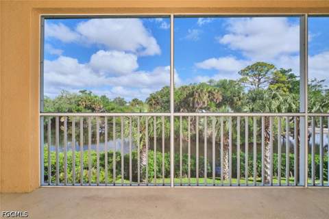 15256 Riverbend Blvd 202, North Fort Myers FL - photo 21 of 35