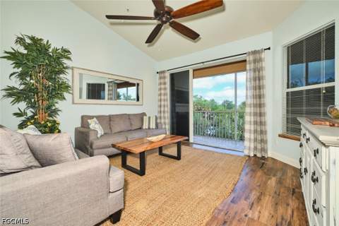 15256 Riverbend Blvd 202, North Fort Myers FL - photo 7 of 35