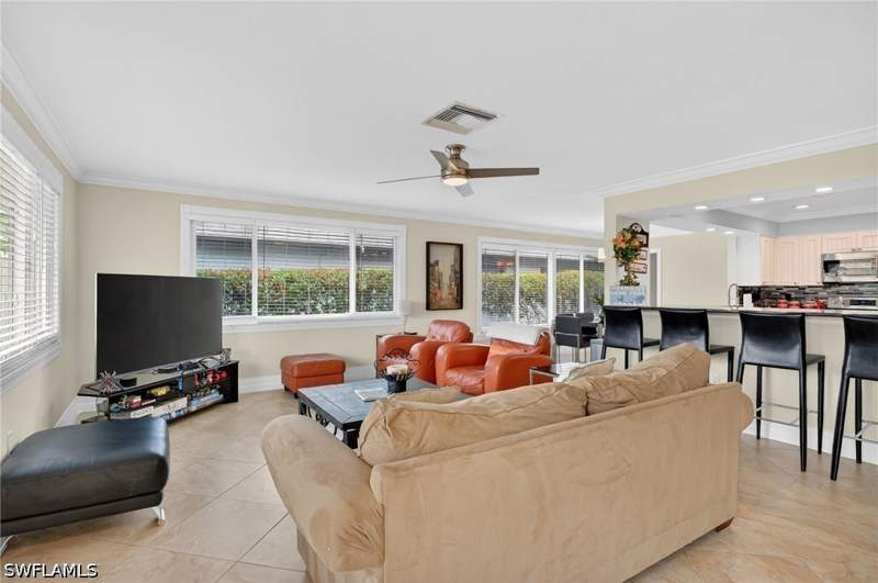 4 bedroom SingleFamilyResidence at 533 98th Ave N, Naples Park, Naples — photo 3