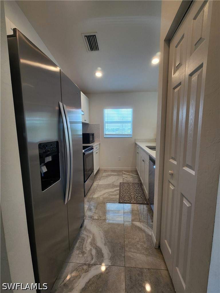 3 bedroom SingleFamilyResidence at 4270 64th Ave NE, Golden Gate Estates, Naples — photo 4