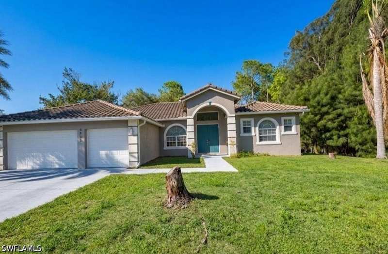 4 bedroom SingleFamilyResidence at 3935 10th Ave NE, Golden Gate Estates, Naples — photo 1