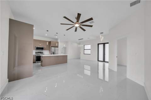 513 NW 25th Ter, Cape Coral FL - photo 19 of 39