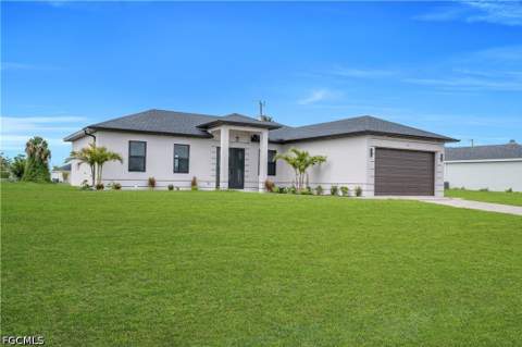 513 NW 25th Ter, Cape Coral FL - photo 9 of 39