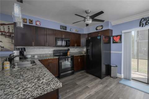 4903 Vincennes St 110, Cape Coral FL - photo 7 of 17