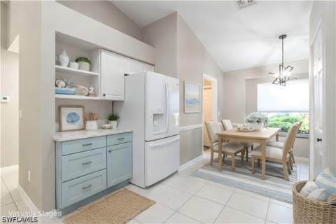 1704 Royal Cir 602, Naples FL - photo 17 of 29