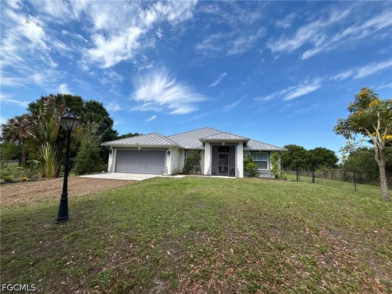 3 bedroom SingleFamilyResidence at 4665 47th Ave NE, Golden Gate Estates, Naples — photo 3