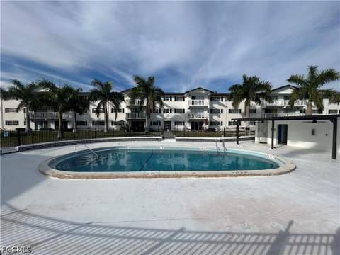 3704 Broadway 107, Fort Myers FL - photo 15 of 19