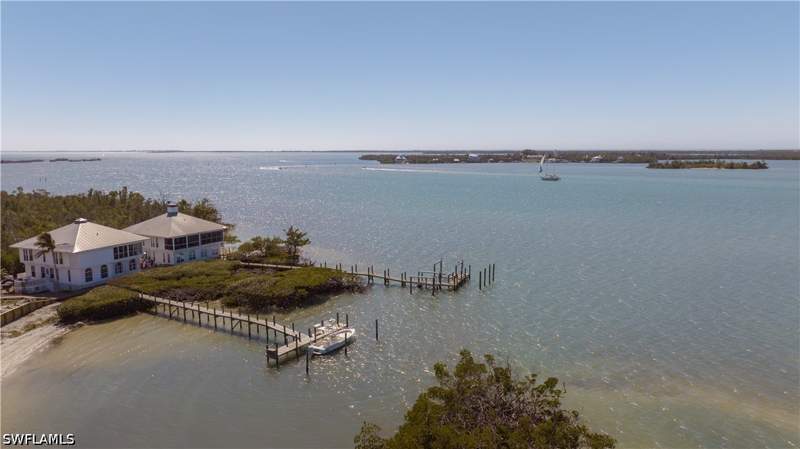 2 bedroom SingleFamilyResidence at 303 Useppa, Useppa Island, Useppa Island — photo 3