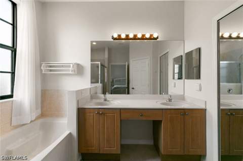 15068 Summit Place Cir, Naples FL - photo 16 of 30