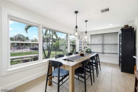 20621 Pine Tree Ln, Estero FL - photo 9 of 22