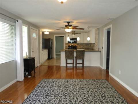 4436 Poinsettia St, Fort Myers FL - photo 7 of 25