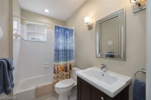 1505 Clermont Dr B202, Naples FL - photo 21 of 33