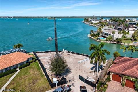 1231 Redwood Ct, Marco Island FL - photo 12 of 17