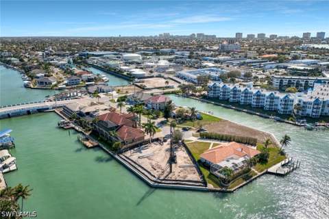 1231 Redwood Ct, Marco Island FL - photo 8 of 17