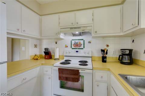 4521 Orchid Blvd, Cape Coral FL - photo 7 of 31