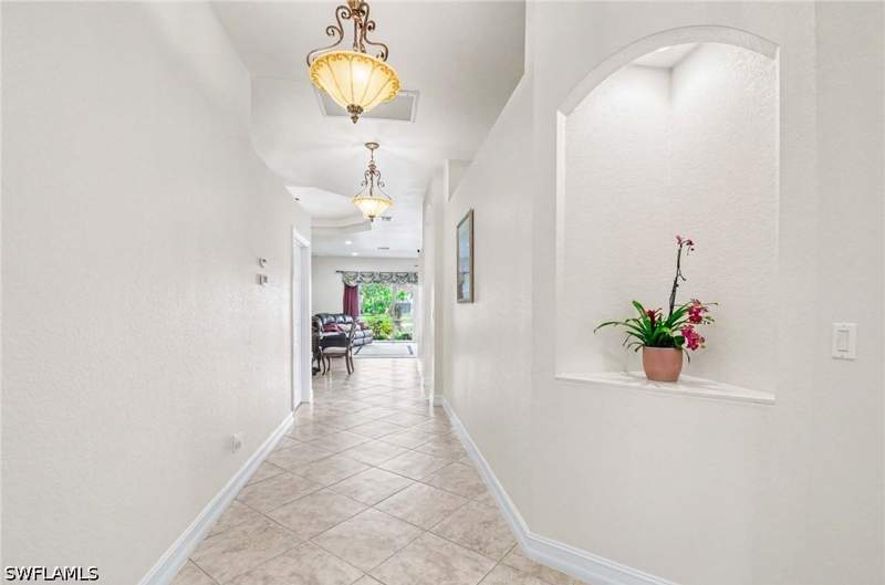 3 bedroom SingleFamilyResidence at 14809 Canton Ct, Reflection Lakes Of Naples, Naples — photo 4