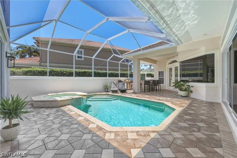 3 bedroom SingleFamilyResidence at 2844 Coco Lakes Dr, Coco Lakes, Naples — photo 1