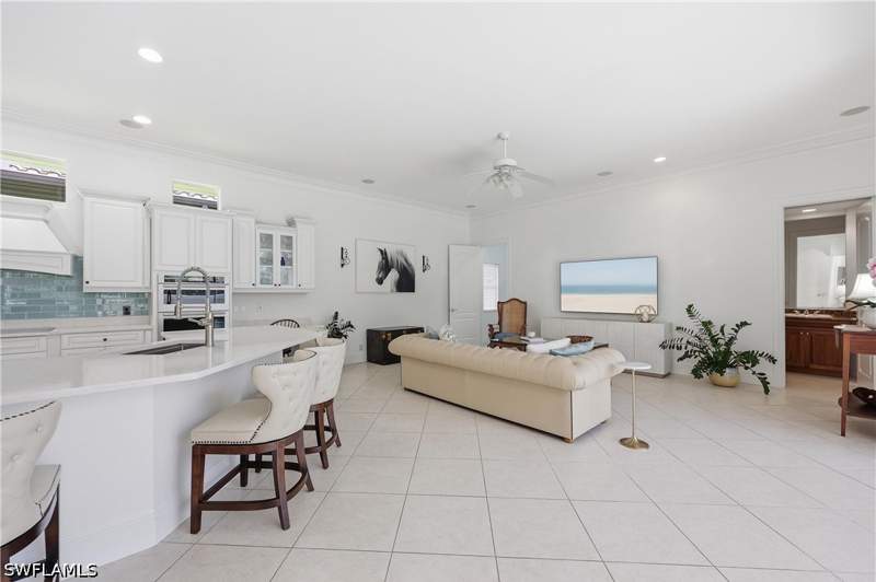 3 bedroom SingleFamilyResidence at 2844 Coco Lakes Dr, Coco Lakes, Naples — photo 5