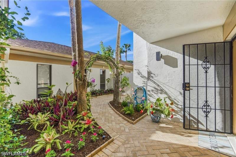 2 bedroom Condominium at 517 Lake Louise CIR 103, RETREAT, Naples — photo 2