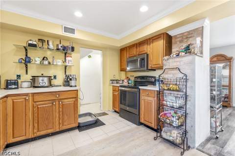 906 NE 2nd Ave, Cape Coral FL - photo 15 of 36