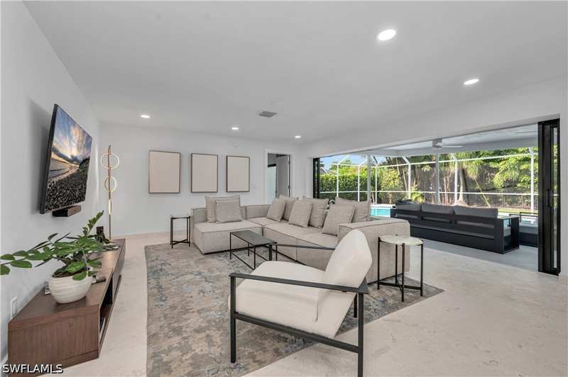 4 bedroom SingleFamilyResidence at 3777 Fountainhead Ln, Park Shore, Naples — photo 1