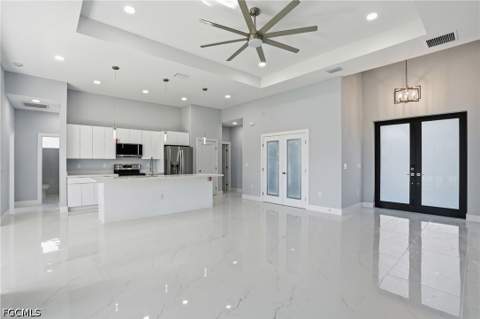 431 Palmyra Ave, Lehigh Acres FL - photo 6 of 44