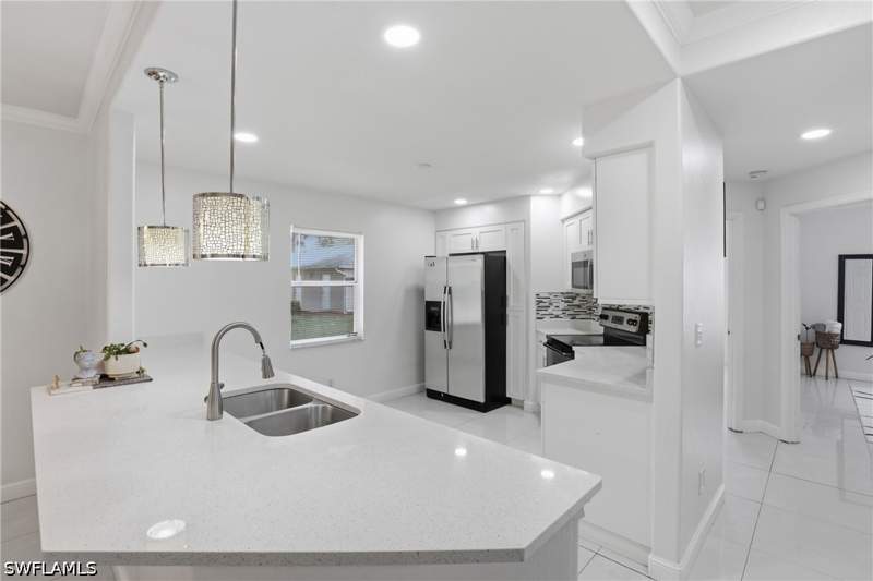 3 bedroom Condominium at 12351 Notting Hill Ln 34, Colony, Bonita Springs — photo 2