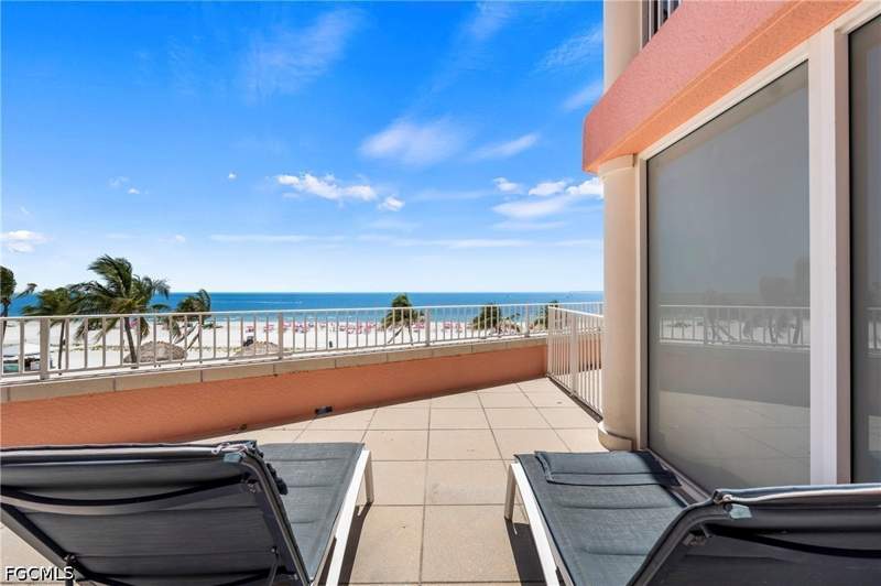 1 bedroom Condominium at 190 Estero BLVD 202, CAPTIVA VILLAS, Fort Myers Beach — photo 1