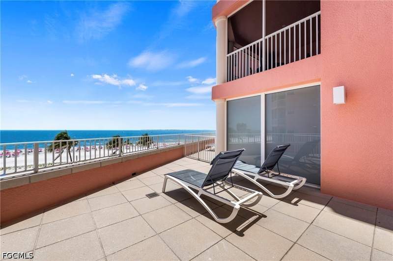 1 bedroom Condominium at 190 Estero BLVD 202, CAPTIVA VILLAS, Fort Myers Beach — photo 2