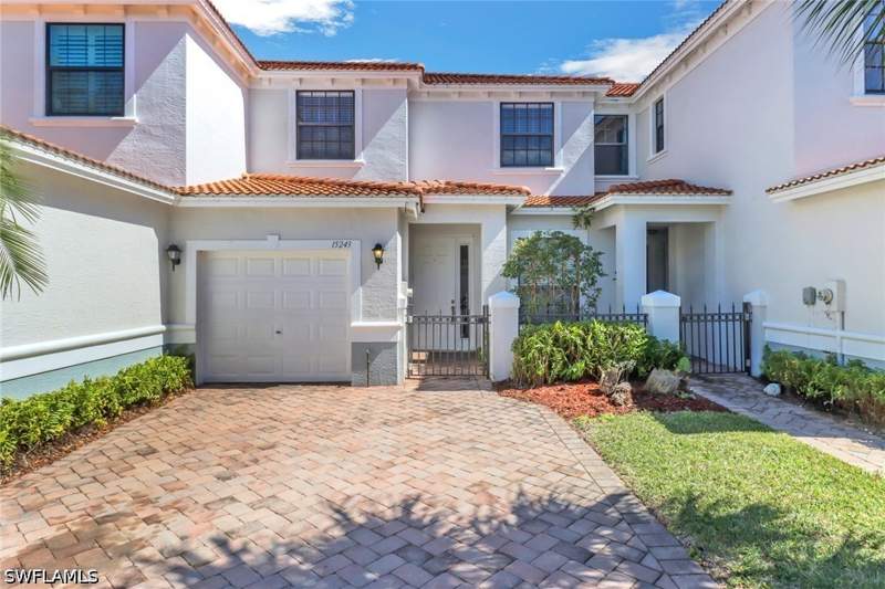 3 bedroom Townhouse at 15243 Summit Place Cir 247, Summit Place, Naples — photo 3