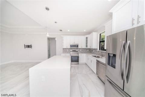 808 37th Ave NW, Naples FL - photo 6 of 31
