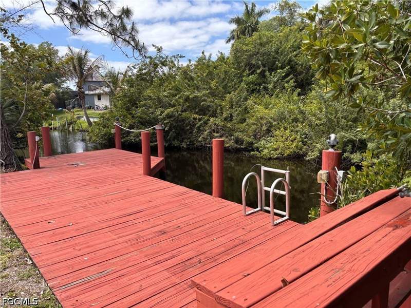 3 bedroom SingleFamilyResidence at 1933 Flamingo Dr, Riverbend, North Fort Myers — photo 3
