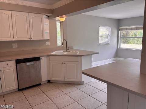 1933 Flamingo Dr, North Fort Myers FL - photo 8 of 48