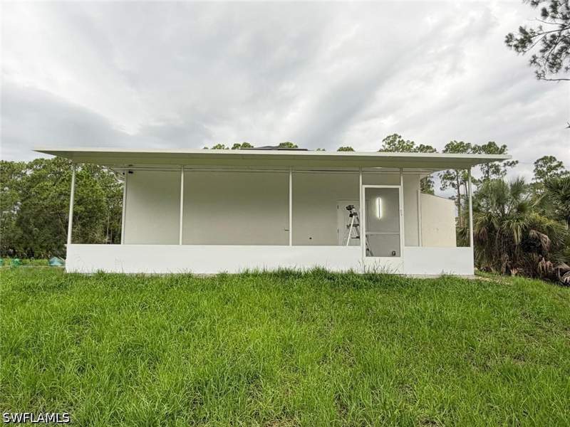 2 bedroom SingleFamilyResidence at 8 Fitch AVE, LEHIGH ESTATES, Lehigh Acres — photo 4