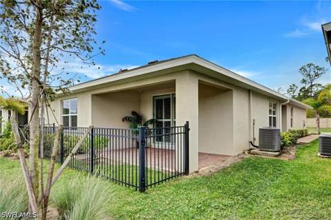 20462 Plumwood Loop, North Fort Myers FL - photo 21 of 37
